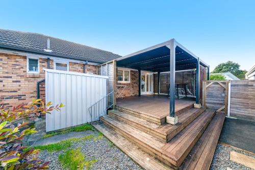 المنظر الخارجي, Experience Comfort in Our 3-Bedroom Family Home in Titirangi