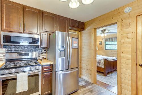 Deck, Panoramic Views: Serene Mineral Bluff Cabin!, Mineral Bluff (foto 8)