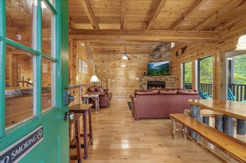 Summit Sanctuary Holiday home - image 12