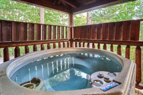 Mountain Splash Holiday home in Sevierville, USA