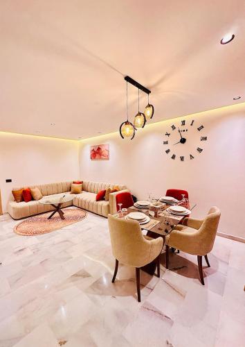Cozy Studio Steps from Med V Stadium, Casablanca