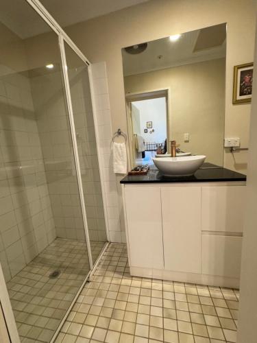Toorak Manor Hotel Room Type - Standard Queen Room