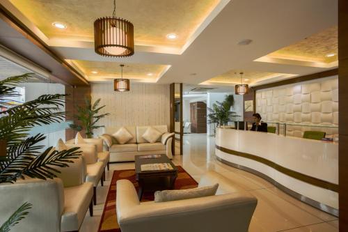 Vestabils, Hotel KGA Elite Continental in Thiruvalla
