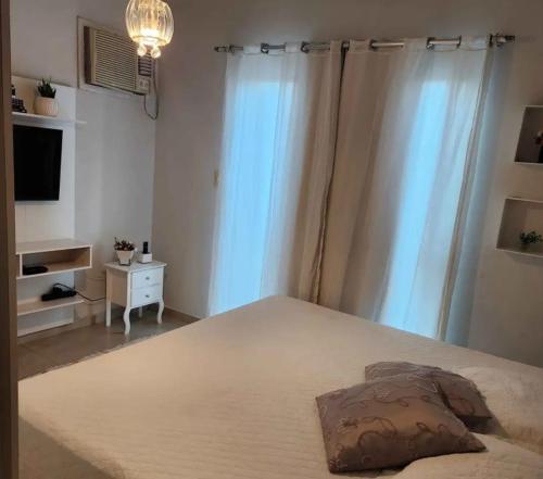 Feliz no arraial do Cabo in Gesylândia