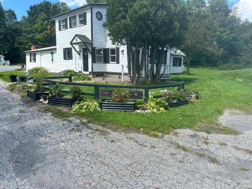 Woodford Rest 4
