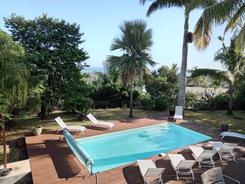 المنظر الخارجي, La Villa Jujubes avec piscine chauffée - 5 chambres spacieuses (La Villa Jujubes avec piscine chauffee - 5 chambres spacieuses) in Saint Paul