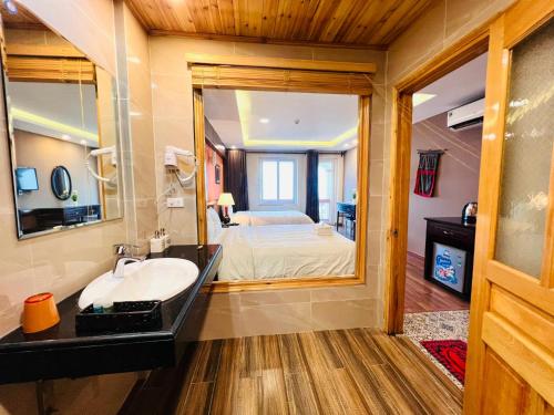 Cat Cat View Hotel – Sa Pa, FL