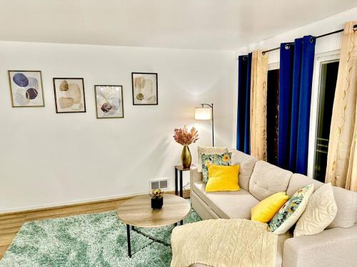Chic Townhome - Your cozy haven awaits in Lynnwood