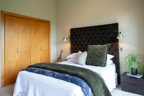 Book the Deluxe King Room Deluxe King Room