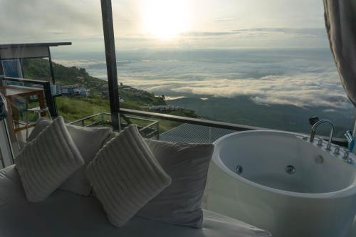 บ้านนุสรา รีสอร์ท ภูทับเบิก near Phu Hin Rong Kla National Park