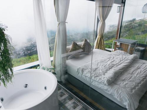 บ้านนุสรา รีสอร์ท ภูทับเบิก near Phu Hin Rong Kla National Park