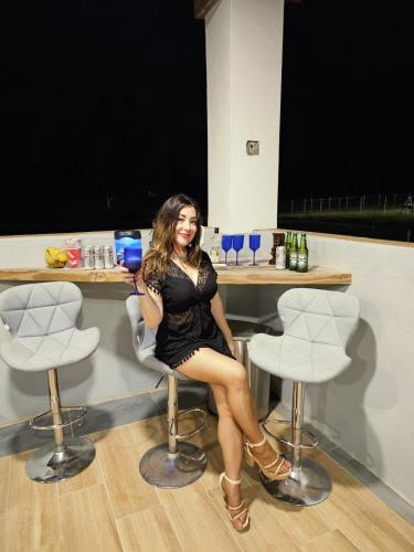 Luxury Stay in Aguadilla 10 min Crash Boat Beach in 아과딜라