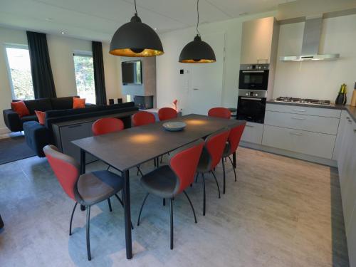 Villa in Texel near Beach and Nature Reserve, Westermient (fotografie 8)