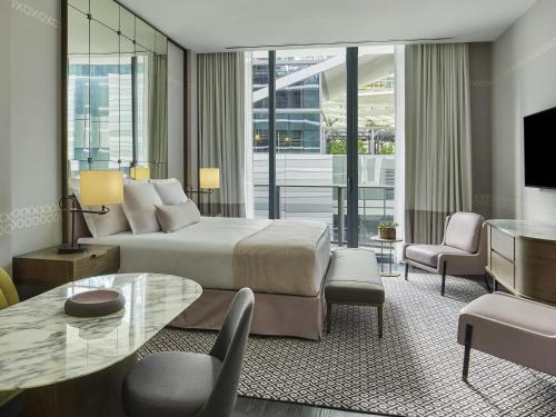 SLS LUX Brickell - image 2