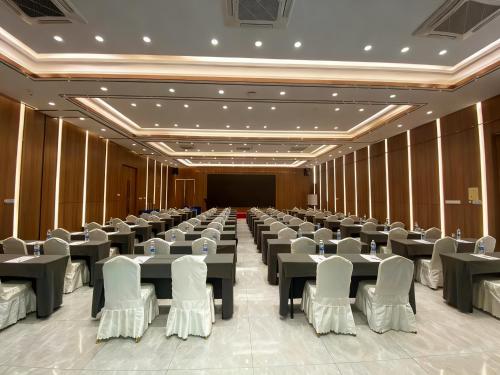 홀리데이 인 익스프레스 허페이 수산 바이 IHG