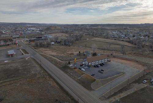 Super 8 by Wyndham Miles City - image 14