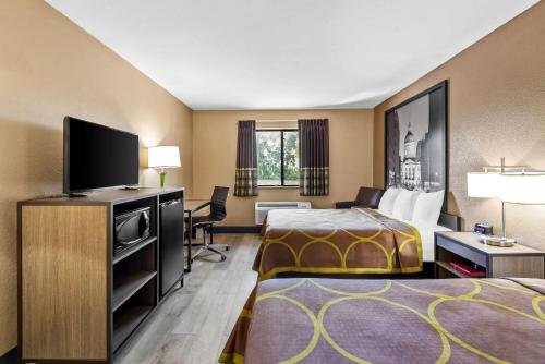 Super 8 By Wyndham Terre Haute in Terre Haute (IN)