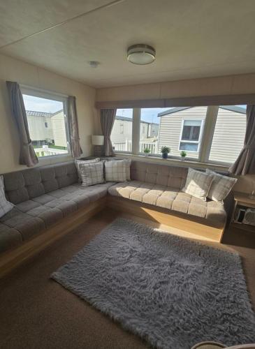 Caravan Meg 3 bed robin holiday