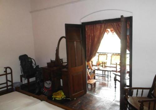 Olde Empire Hotel – Kandy, DC