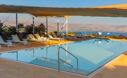 Peldbaseins, Vered Hagalil Holiday Village Hotel in Korazima