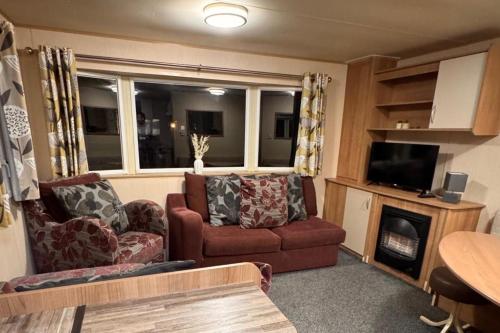 Rubys Place on Lyons Winkups Towyn Sleeps 6