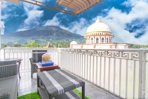 Hotel O Guesthouse Sabar Makmur Kledung Syariah in Rejosari