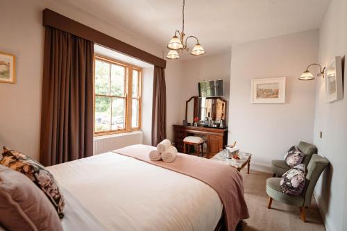 Double or twin room, deluxe