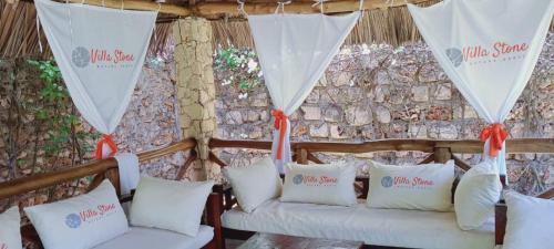 villa niha in Uyombo