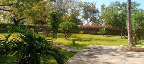 villa niha in Uyombo
