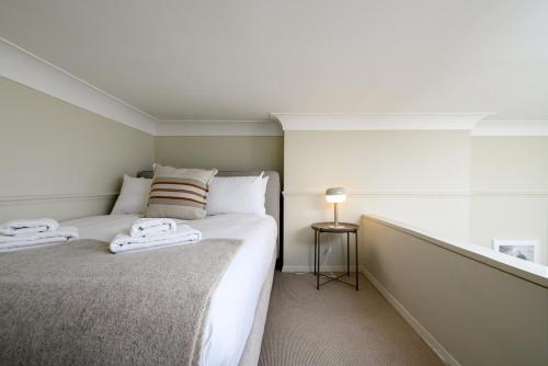 GuestReady - Charming Loft Apartment in Chiswick, Londyn