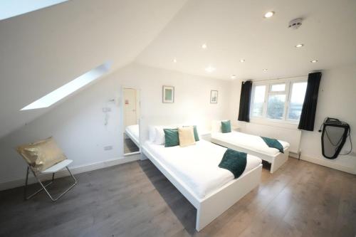 Grand Airport Ensuites