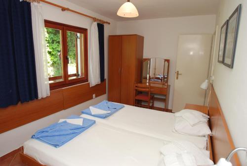 Holiday Home Olive Tree - image 4