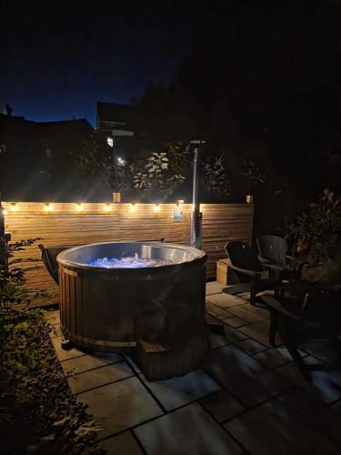 Modern 2 bedroom cottage near Bike Park Wales. in Merthyr Tydfil városközpont