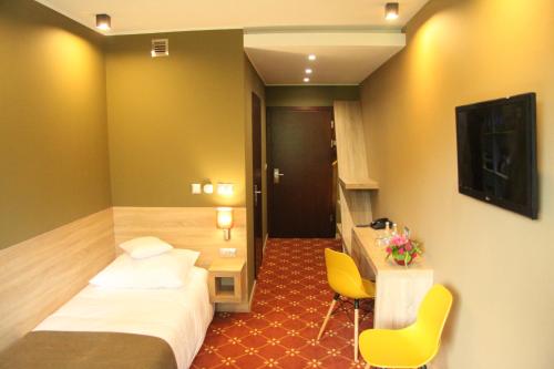 Deluxe Double or Twin Room with Balcony