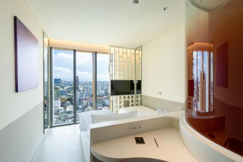 Wink Hotel Danang Centre - 24hrs Stay near Da Nang Visitor Center