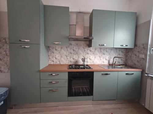 Konyha, Lakeside Montivivi Holiday home in Cuasso Al Monte