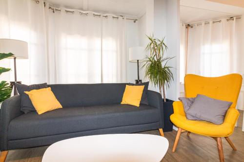 Central & Fully Equipped Apartment in Eixample Next to Metro, Sleeps 5, Barcelona (zdjęcie 9)