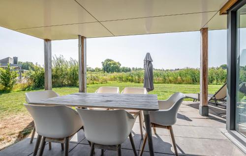 נוף חוץ, 3 Bedroom Amazing Home In Kamperland in קמפרלנד