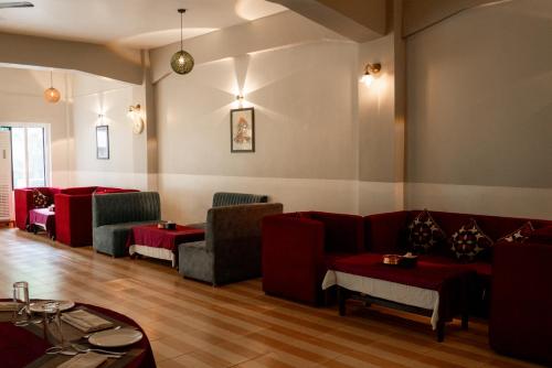 로비, Royal Resort, itahari in 다란