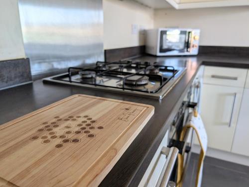 Modern & stylish 4 bed home with garden, Peterborough (zdjęcie 4)