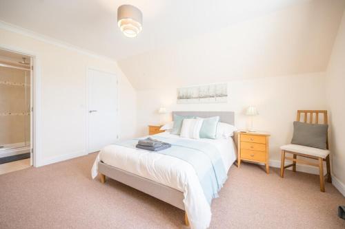 Cosy 4BR Cottage in Great Glemham Village in Hacheston