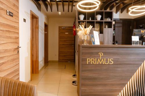 Primus Hotel & Apartments in Rothneusiedl