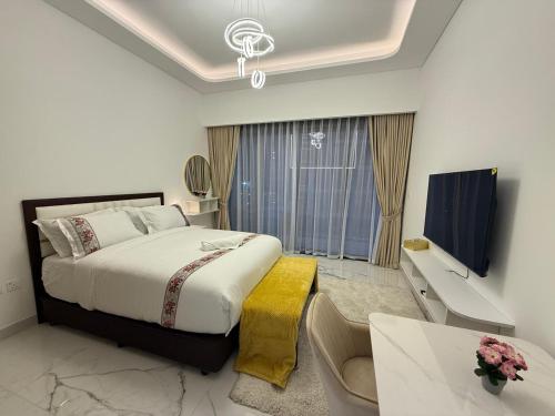 Azizi 205 Fully Furnished Apartment, Дубай