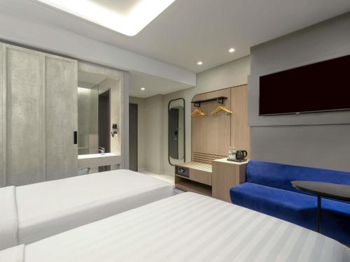 Mercure Tangerang Centre Room Type - Superior Twin Room