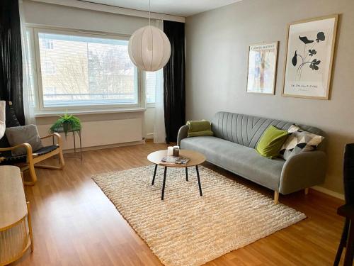 Kodikas parvekkeellinen kaksio omalla parkkipaikalla in Kokkola Karleby