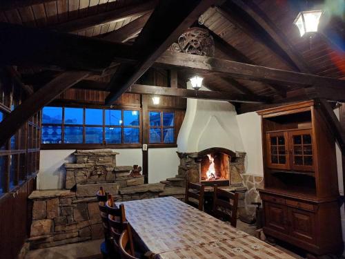 Къща за гости При Комина - Guest House By the Chimney in Dryanovo