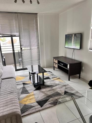 One bedroom self-catering apartment at CITY JUNCTION - image 4