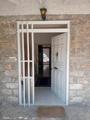 ΆΘΟΣ (ATHOS), Nauplia (foto 8)