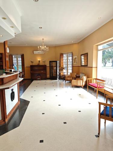 Hotel Francia in Tandil