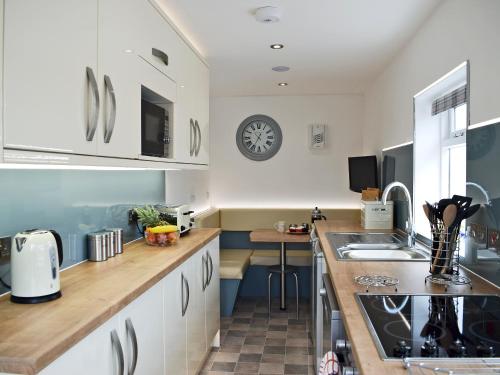 外部景觀, Waterloo Farm House in 班克福